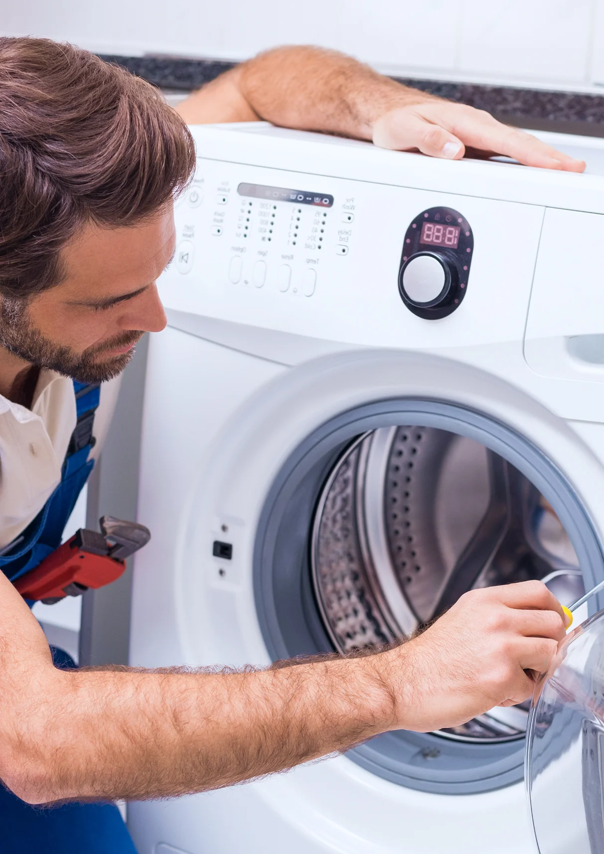 Washer Repair repair technician